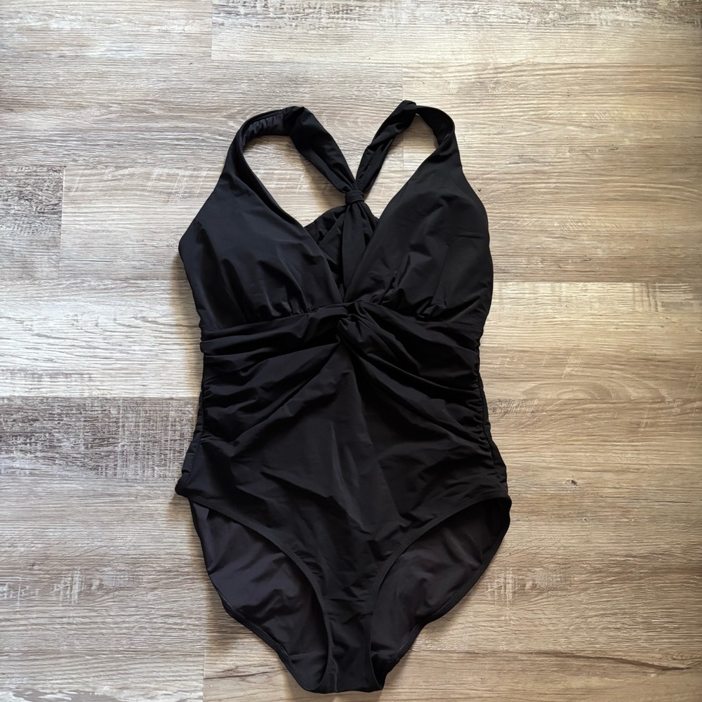 NWT Smart Sculpt Shapellx Ruched Twist-Front Shaping Swimsuit - Picture 6 of 9